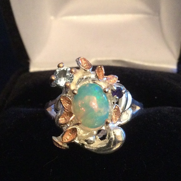 Outstanding Genuine Opal with Aquamarine & Sapphire